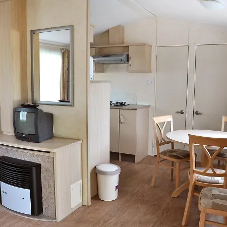 Semesterbostad Holiday Camping Le Val De L'aisne-1 *