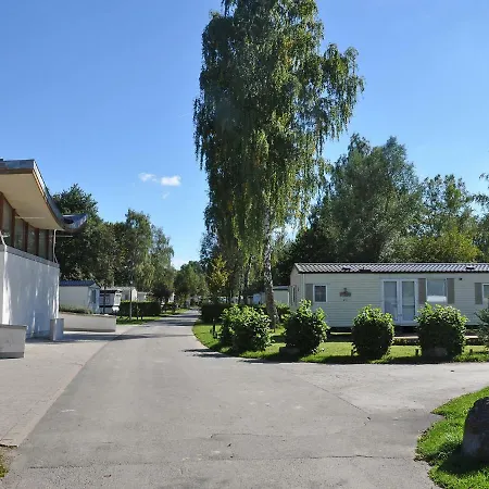 Semesterbostad Holiday Camping Le Val De L'aisne-1 Érezée